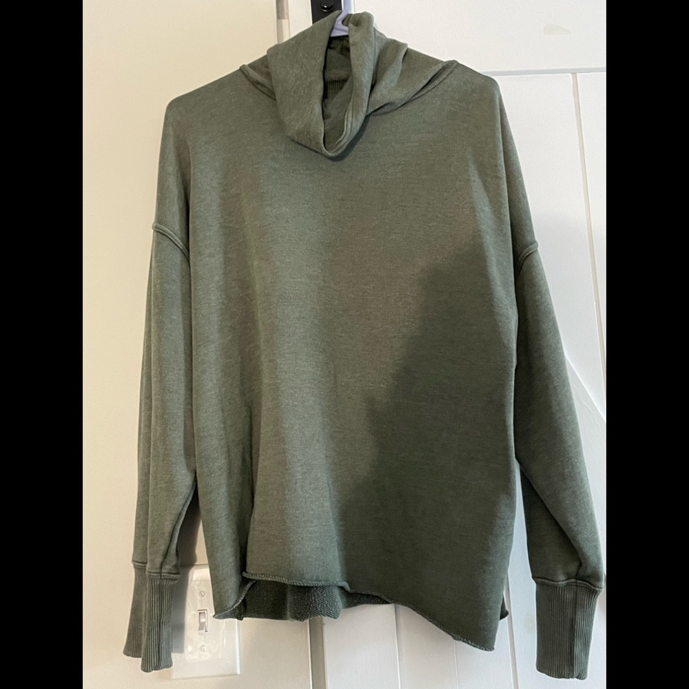 Aerie Green Hoodie Sweatshirt